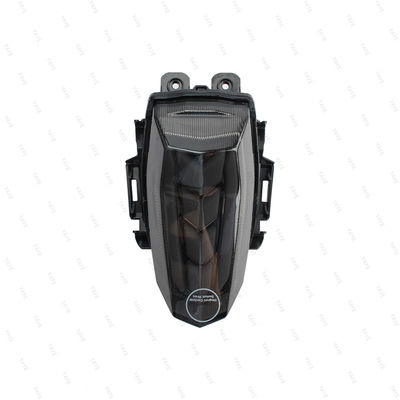 Luce posteriore LED di qualità superiore con compatibilità universale e garanzia di 6 mesi per la Yamaha R15v3v4